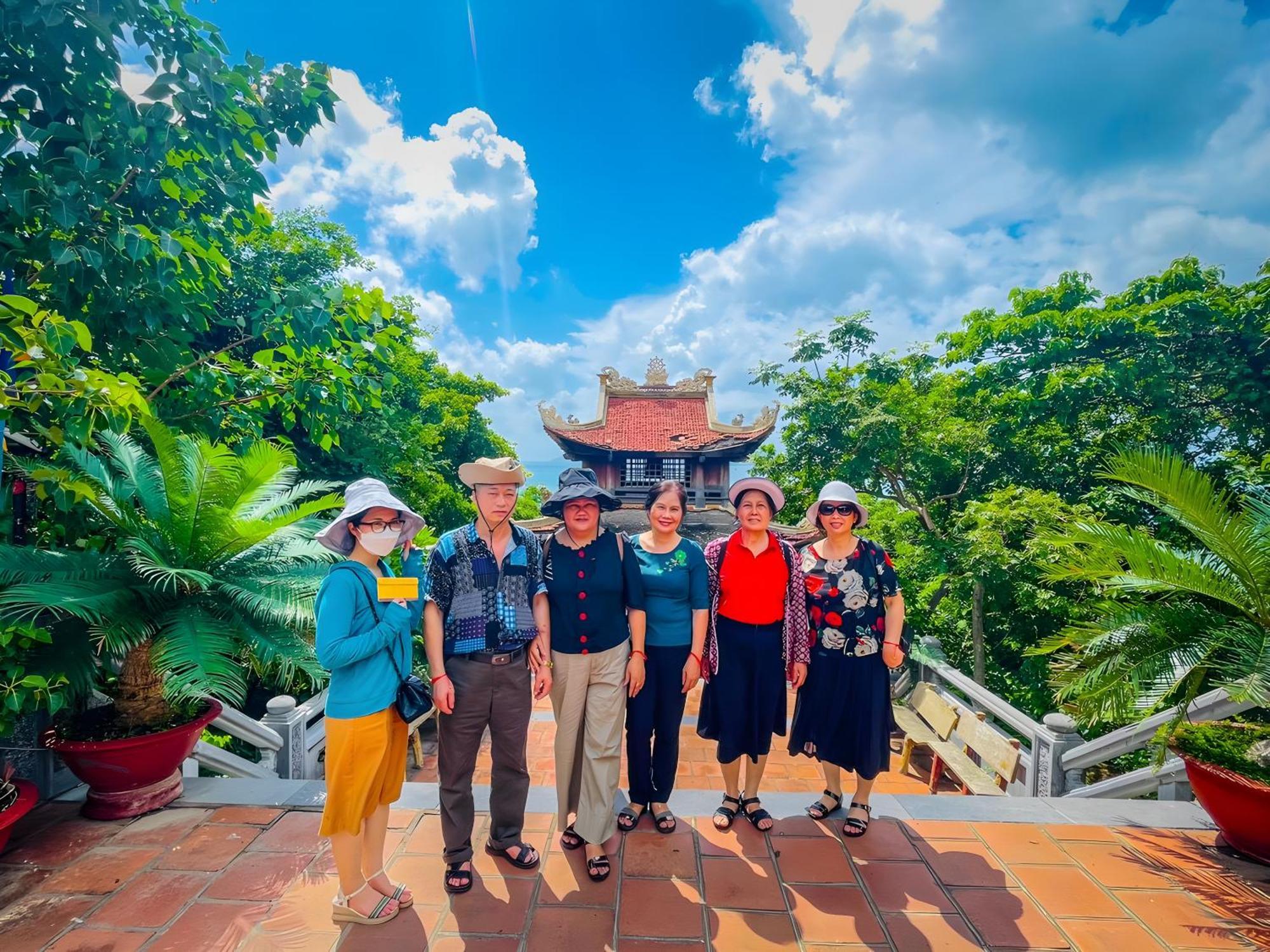 Duy Canh Homestay Chi Khu Co Ong Экстерьер фото